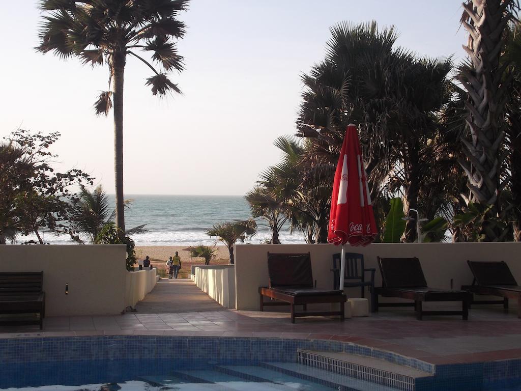 Golden Beach Hotel Serrekunda Exterior photo